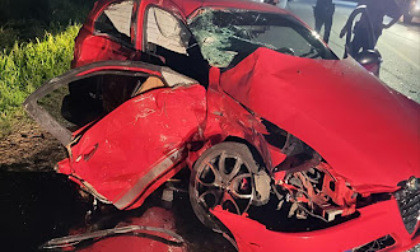 Scontro frontale tra due auto a Thiene, tre feriti