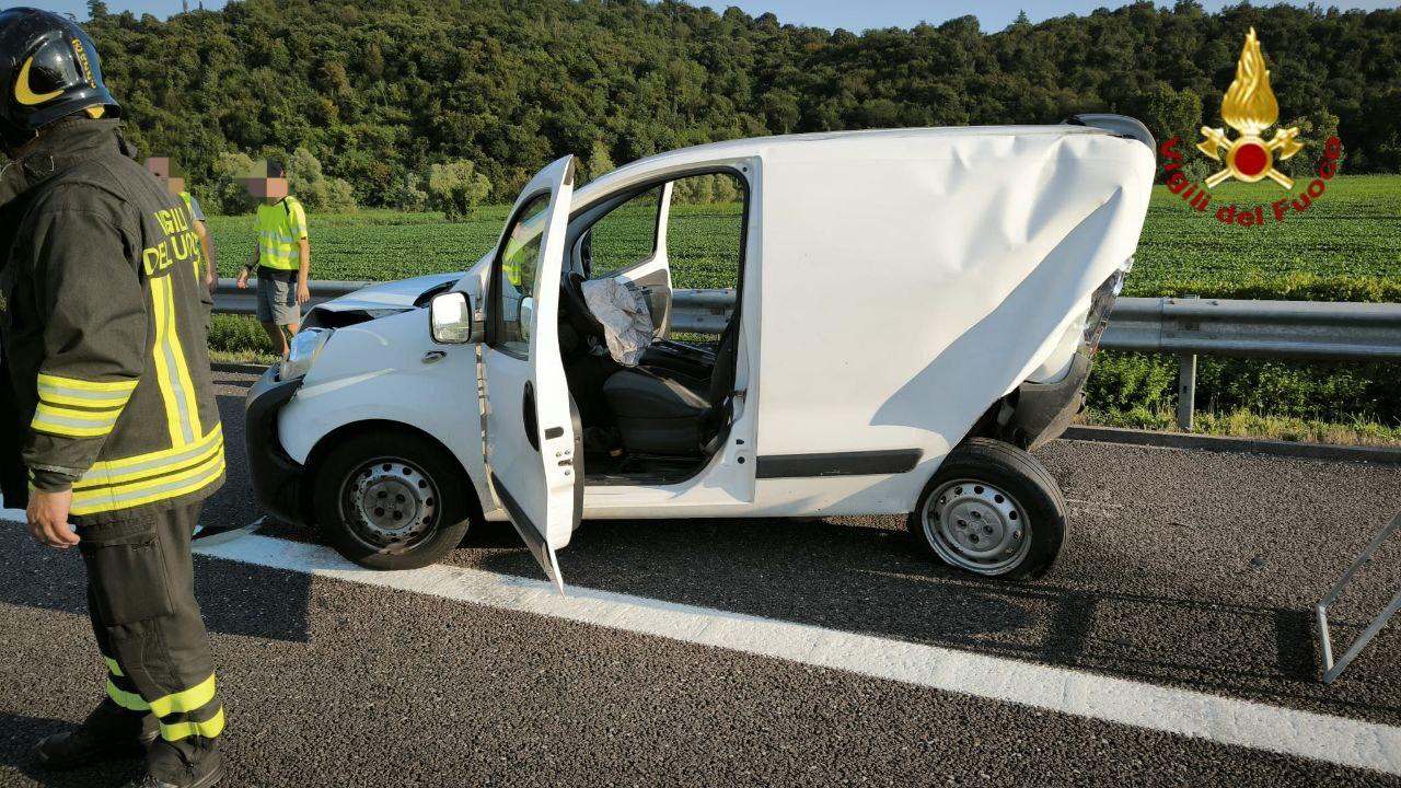 VI 01