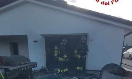 Incendio a Cassola, il rogo nel garage parte da una batteria