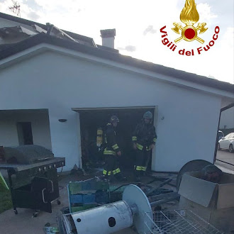 Incendio a Cassola, il rogo nel garage parte da una batteria