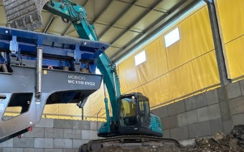 Operaio muore a Montecchio Maggiore schiacciato da una trave durante una manovra col camion