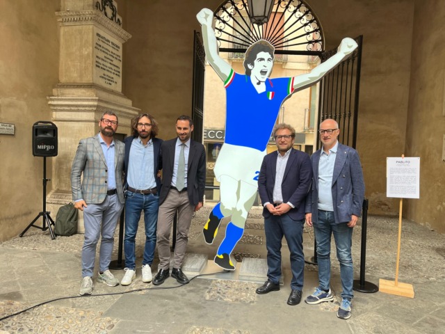 A Palazzo Trissino una gigantografia di Paolo Rossi nel giorno che ricorda il compleanno