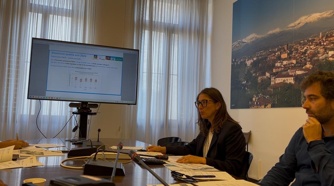 Misure straordinarie anti inquinamento, vietano anche la castagnata?