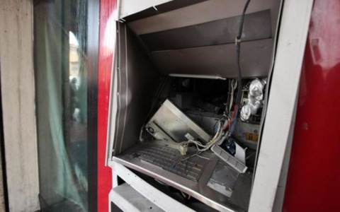 Marano, salta in aria il bancomat della Bvr: sesto assalto in cinque giorni