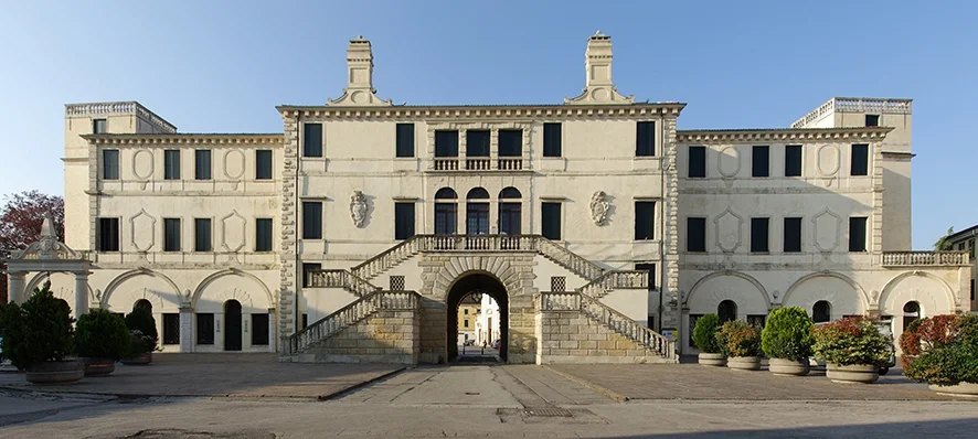 Lonigo: Palazzo Pisani