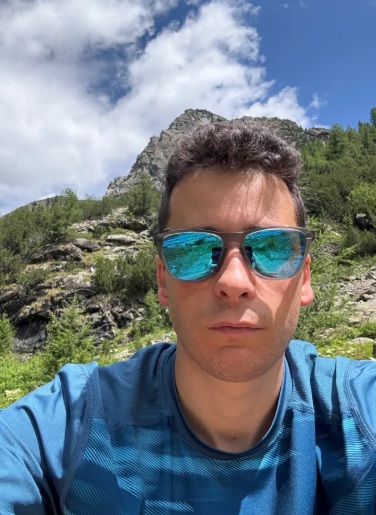 Il maestro di sci e compagno di avventura Alessandro Caputo