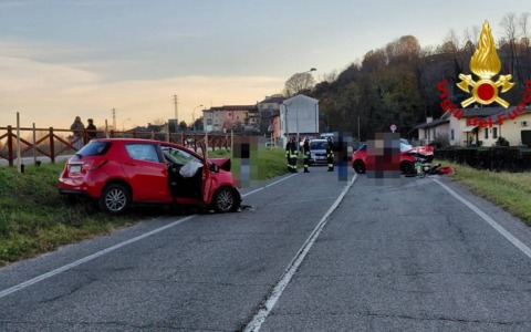 Scontro frontale in via Restena ad Arzignano: tre feriti