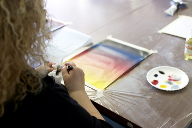 “Arte che resiste”: forma di resilienza non farmacologica al decadimento cognitivo