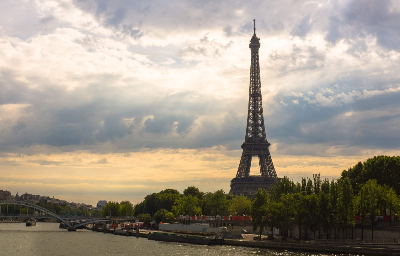 51enne vicentina aggredita da uno sconosciuto in centro a Parigi