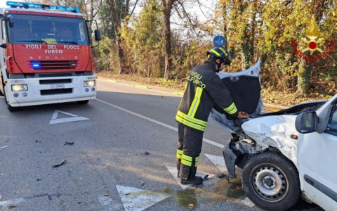 Incidente stradale in zona Laghetto con due feriti