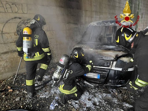 Dopo Monte Berico, domenica è andata a fuoco un’altra auto a Torri di Quartesolo
