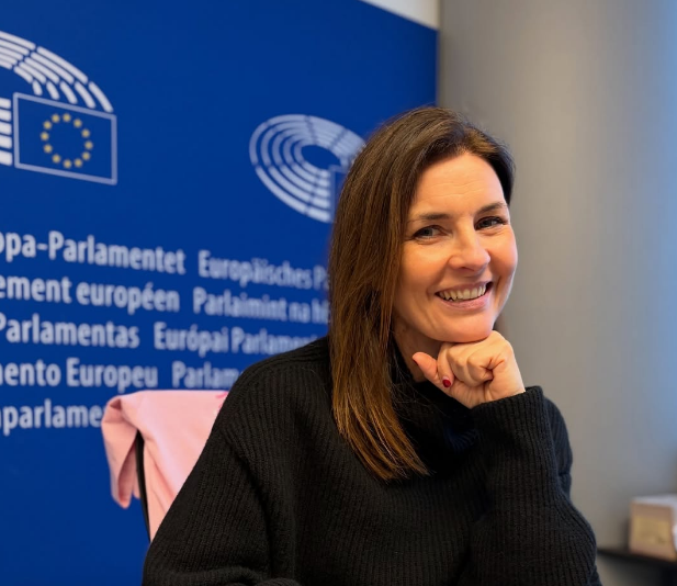 L’eurodeputata Alessandra Moretti (PD) denuncia gli haters: “La violenza online è violenza vera”