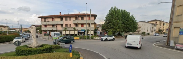 Vicenza, viale Fiume rotonda per Saviabona