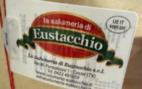 Listeria nel salame nostrano con aglio: richiamato un lotto dal Ministero della Salute