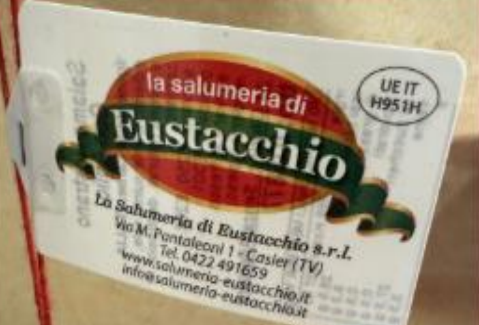 Listeria nel salame nostrano con aglio: richiamato un lotto dal Ministero della Salute