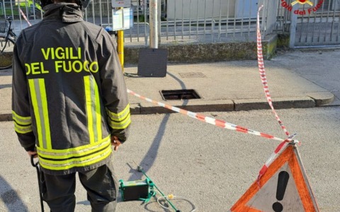 Perdita di gas in via Medici a Vicenza: preoccupazione, ma condotta riparata