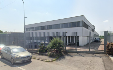 Rapina nella notte a Camisano Vicentino: banda assalta ditta orafa con una ruspa