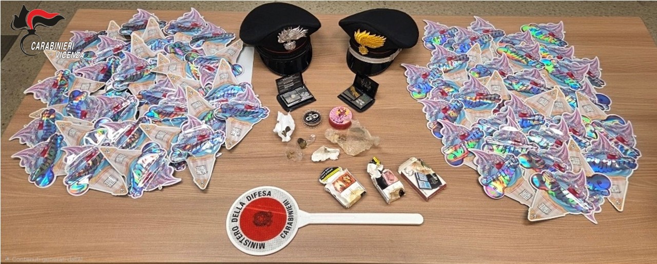 Vicenza, spaccio di marijuana in bustine colorate: arrestato un 23enne