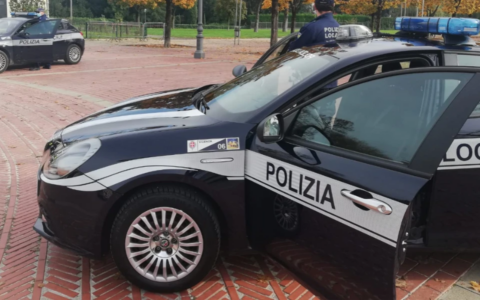 Inseguimento nella notte a Vicenza: 23enne scappa in Abarth, era senza patente e positivo all’alcol