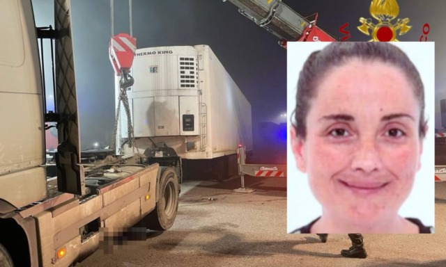 Autotrasportatrice travolta da un camion, mamma di due figli perde la vita a 42 anni