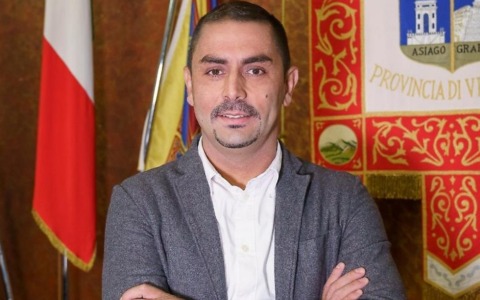 Malo, minacce di morte al sindaco Moreno Marsetti dopo la stretta contro le baby gang