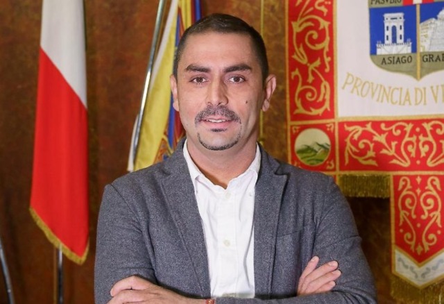 Malo, minacce di morte al sindaco Moreno Marsetti dopo la stretta contro le baby gang