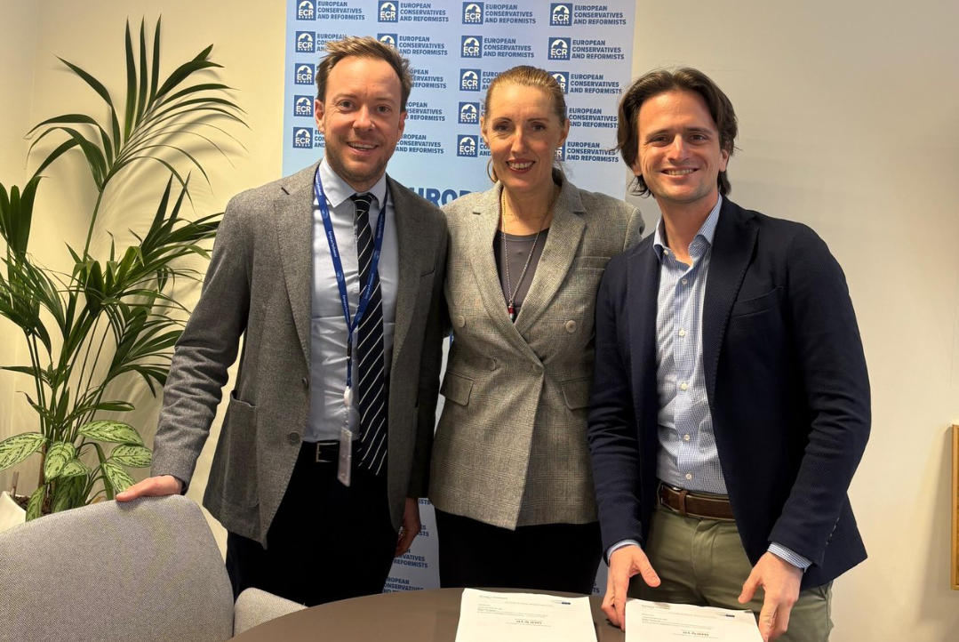 Spazio, Donazzan (FdI-Ecr): “Presentata oggi proposta Space Act: semplificazione, innovazione e competitività”