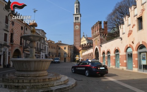 Fugge all’alt dei Carabinieri a Thiene: folle inseguimento fino a Schio