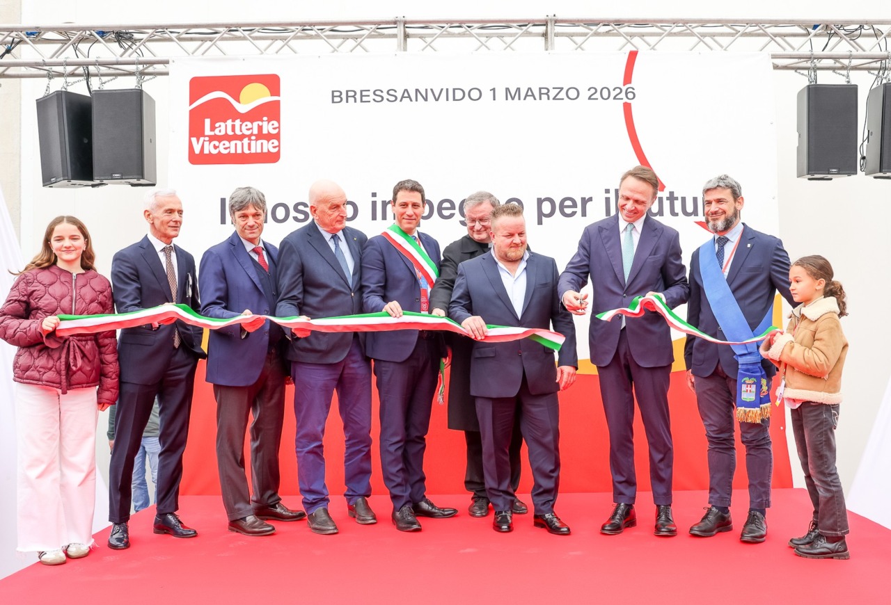 Lollobrigida a Bressanvido per i 25 anni di Latterie Vicentine e l’inaugurazione del nuovo caseificio