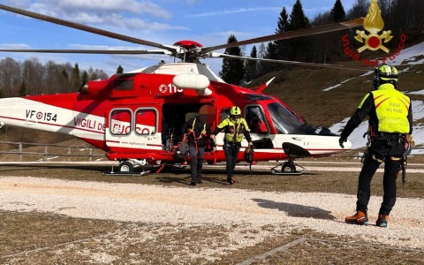 Monte Pasubio, soccorso lungo la Strada delle 52 Gallerie: recuperati due escursionisti