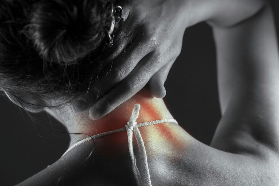 Cervicale infiammata? Ecco come alleviare il dolore in modo naturale